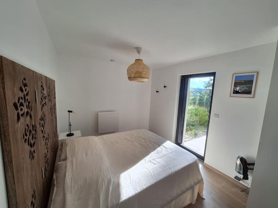 Logement Neuf A 2 Pas Du Lac La Bridoire Exteriér fotografie