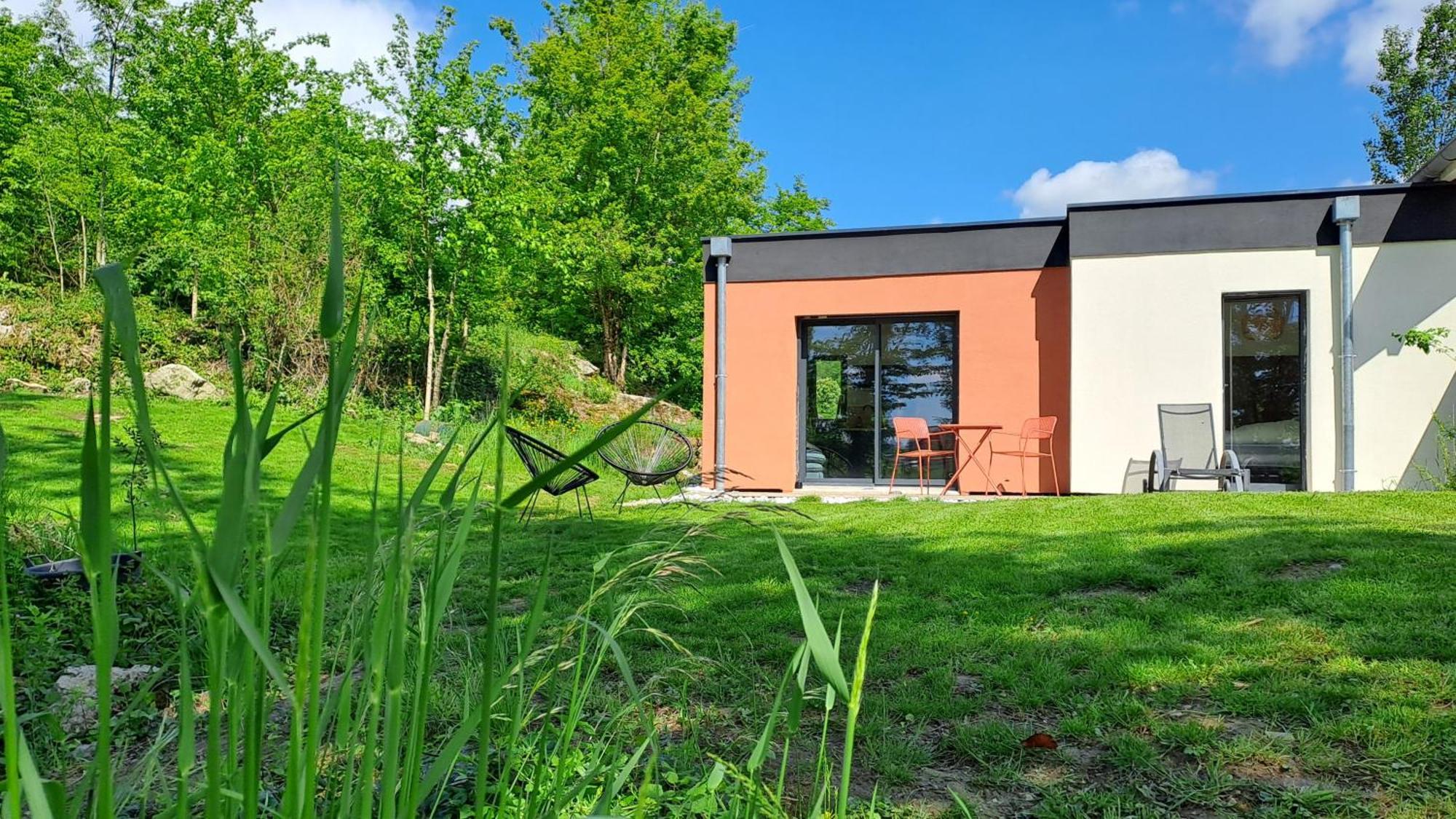 Logement Neuf A 2 Pas Du Lac La Bridoire Exteriér fotografie